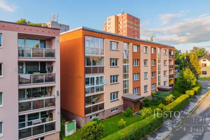 Prodej bytu 3+kk, Liberec, Podzimní, 67 m2