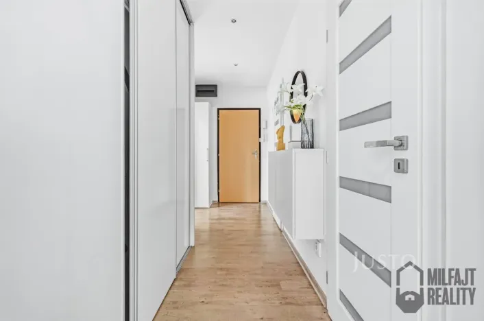 Prodej bytu 3+kk, Liberec, Podzimní, 67 m2