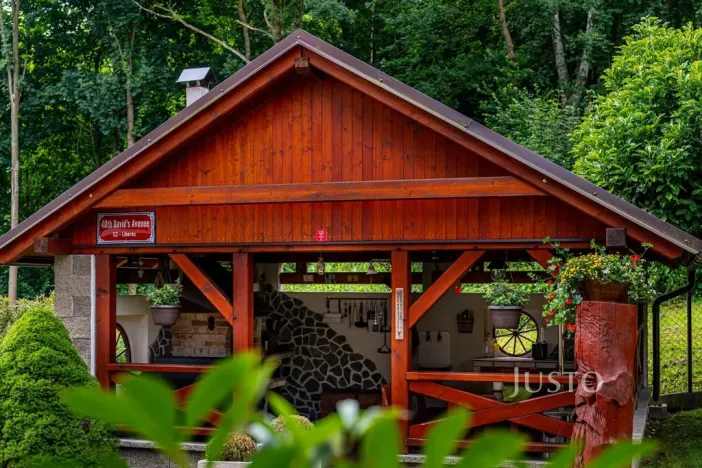 Prodej rodinného domu, Liberec - Liberec I-Staré Město, U Zoologické zahrady, 250 m2