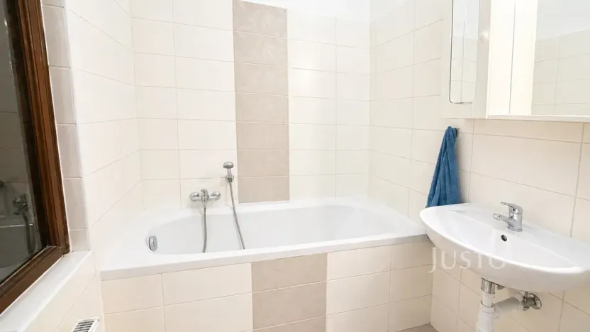 Pronájem bytu 2+kk, Liberec, Palachova, 65 m2