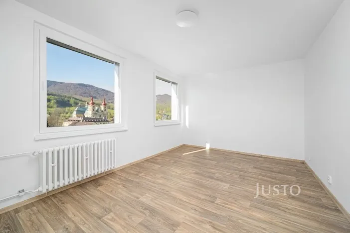 Prodej bytu 2+1, Hejnice, Sídliště, 49 m2