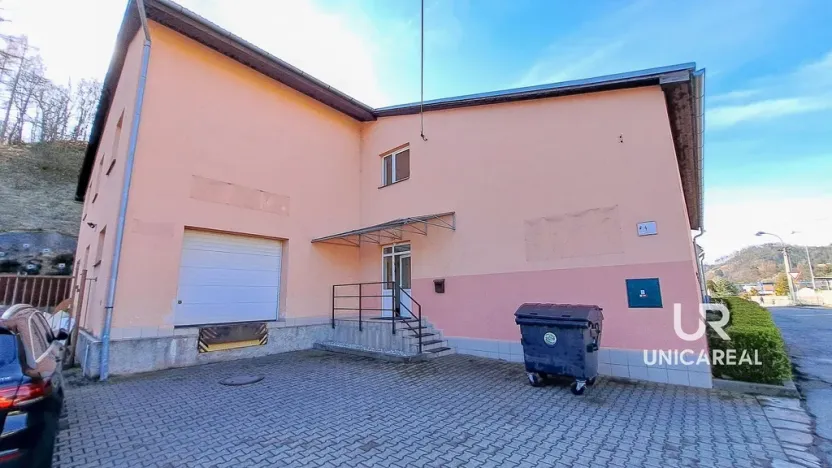 Prodej kanceláře, Letovice, U koupaliště, 834 m2