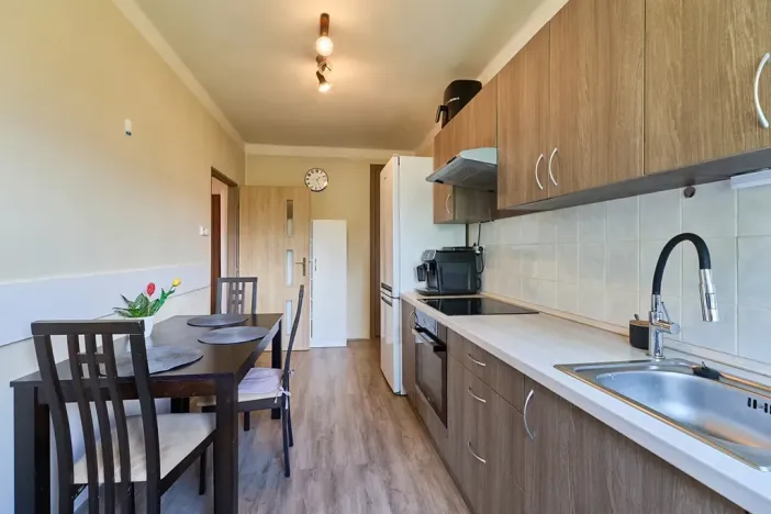 Prodej bytu 2+1, Vlčice, 58 m2