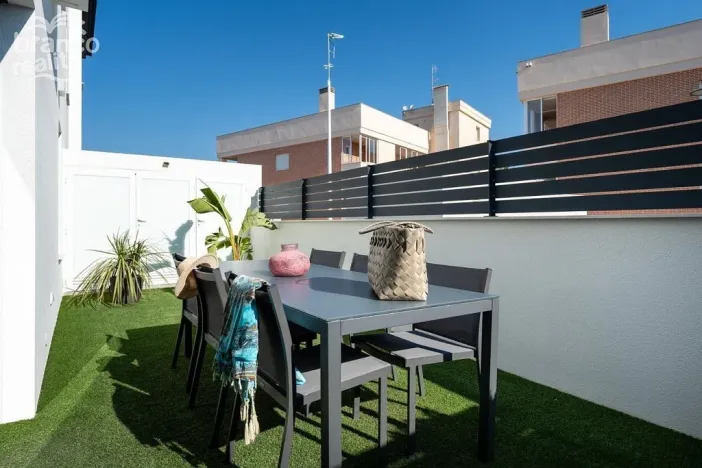 Prodej rodinného domu, Gran Alacant, Alicante, Španělsko, 94 m2
