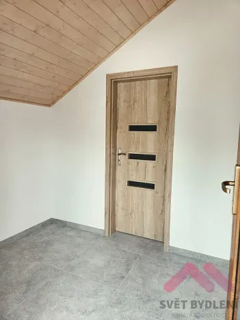 Pronájem bytu 3+kk, Hlásná Třebaň, K Zámku, 85 m2