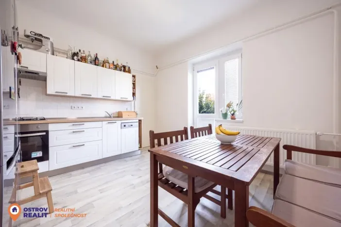 Pronájem bytu 3+1, Olomouc, Dukelská, 76 m2