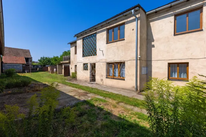 Prodej rodinného domu, Pečky - Velké Chvalovice, Dlouhá, 170 m2
