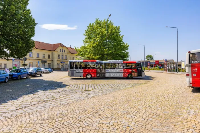 Prodej rodinného domu, Pečky - Velké Chvalovice, Dlouhá, 170 m2