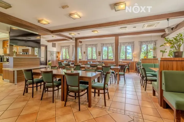 Prodej restaurace, Račice-Pístovice, 304 m2