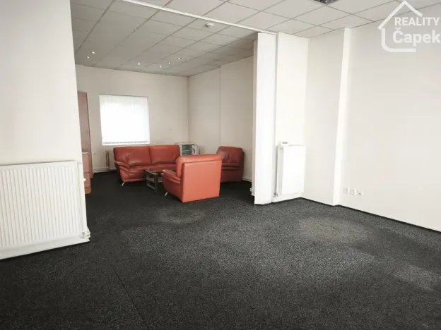 Pronájem obchodního prostoru, Ostrava - Mariánské Hory, Korunní, 20 m2