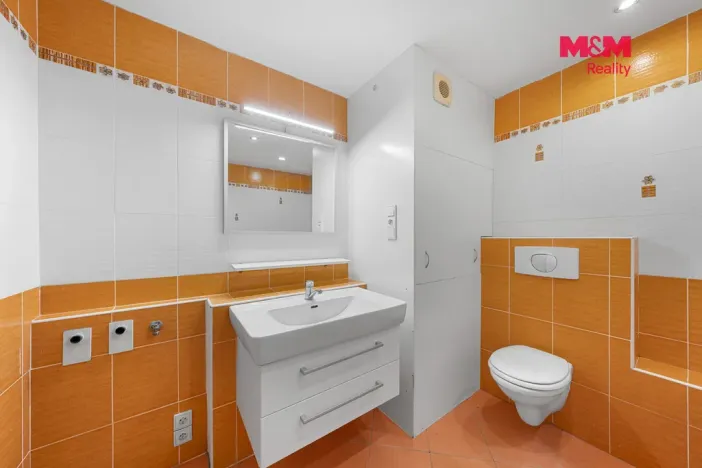 Prodej bytu 3+1, Ústí nad Labem - Severní Terasa, Brandtova, 80 m2