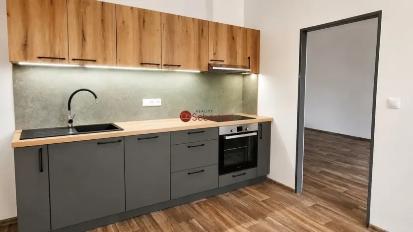 Pronájem bytu 2+kk, Hostovice, 50 m2