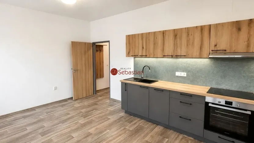 Pronájem bytu 2+kk, Pardubice, 50 m2