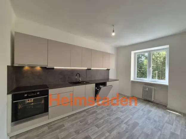 Pronájem bytu 4+kk, Havířov - Město, U Stromovky, 96 m2