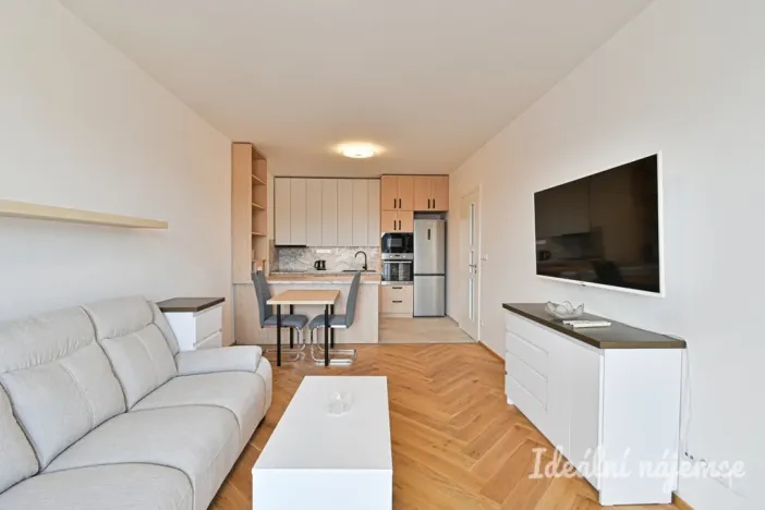 Pronájem bytu 2+kk, Brno, Poděbradova, 69 m2