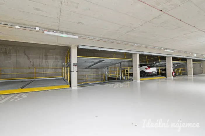 Pronájem bytu 2+kk, Brno, Poděbradova, 69 m2