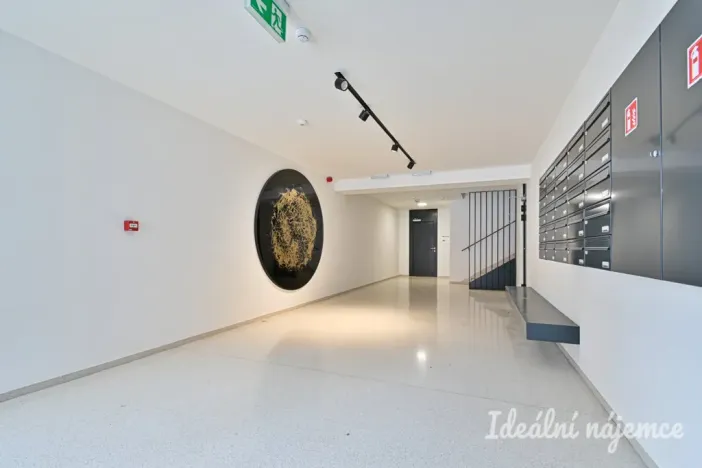 Pronájem bytu 2+kk, Brno, Poděbradova, 69 m2