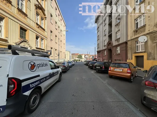 Prodej bytu 3+1, Praha - Libeň, Heydukova, 80 m2
