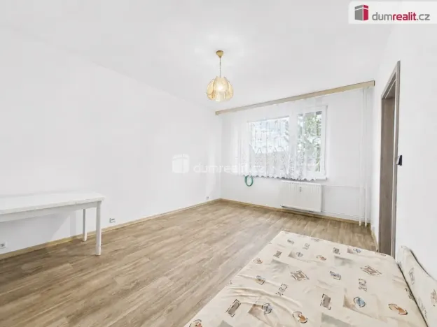 Pronájem bytu 1+1, Ústí nad Labem - Mojžíř, Peškova, 34 m2