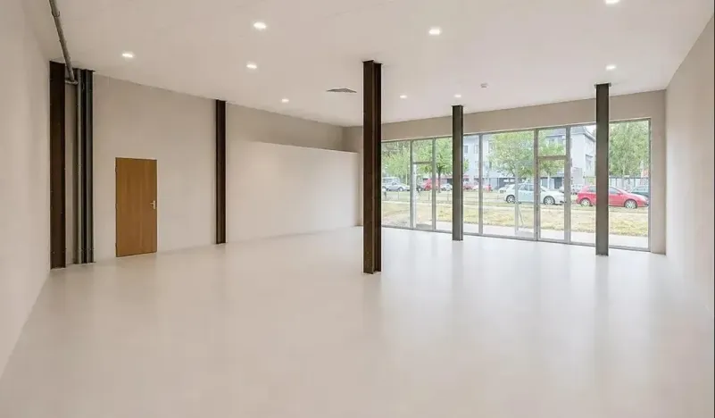 Pronájem obchodního prostoru, Praha - Strašnice, V olšinách, 154 m2