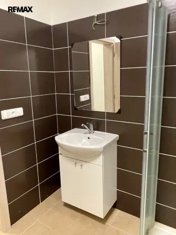 Pronájem bytu 1+kk, Jihlava, Křižíkova, 45 m2