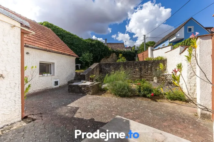 Prodej rodinného domu, Hluboké Mašůvky, 96 m2