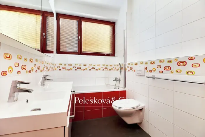 Prodej bytu 4+kk, Praha - Záběhlice, Podle náhonu, 136 m2
