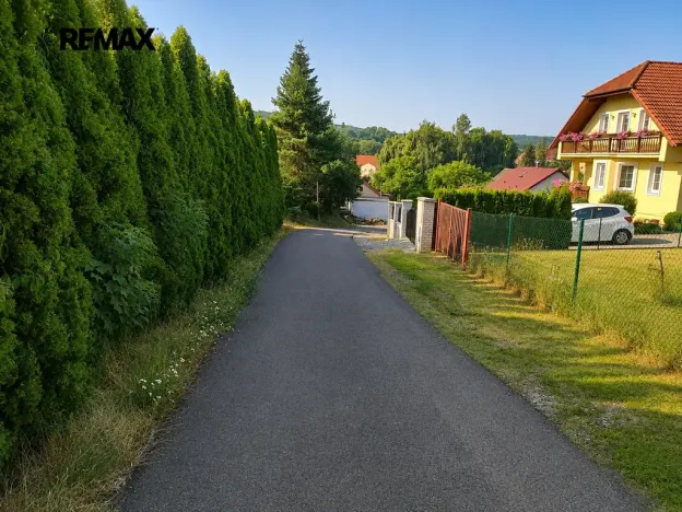Pronájem pozemku pro bydlení, Netvořice, 718 m2