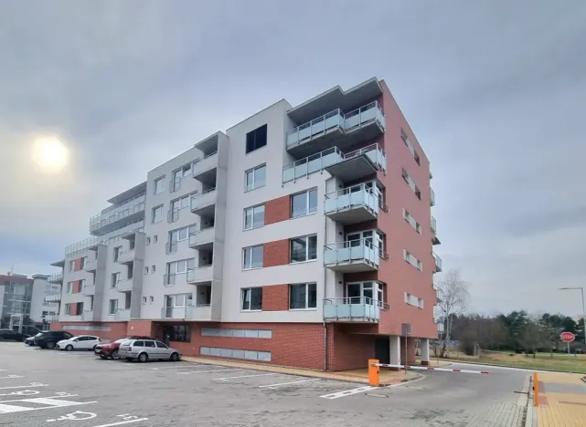 Pronájem bytu 1+kk, Hradec Králové - Nový Hradec Králové, Průběžná, 41 m2