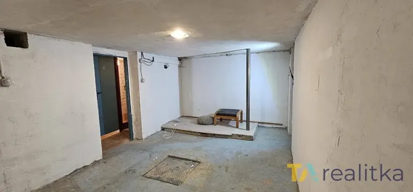 Pronájem - jiné, Karviná, Školská, 97 m2