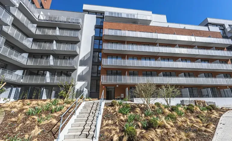 Pronájem bytu 1+kk, Praha - Vysočany, Gerstelova, 36 m2