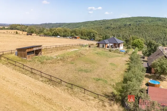 Prodej pozemku pro bydlení, Hromnice - Planá, 2039 m2