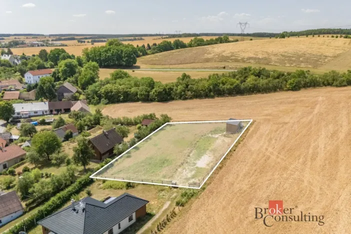 Prodej pozemku pro bydlení, Hromnice - Planá, 2039 m2