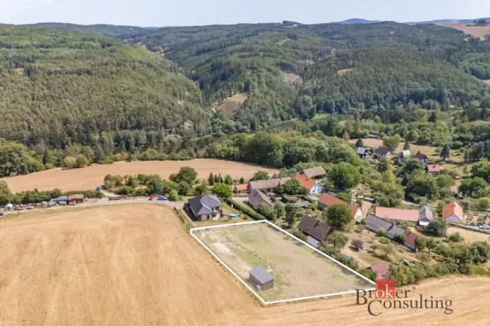 Prodej pozemku pro bydlení, Hromnice - Planá, 2039 m2