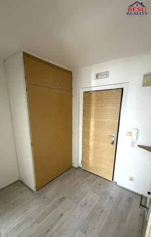 Pronájem bytu 1+1, Mladá Boleslav, Zalužanská, 37 m2
