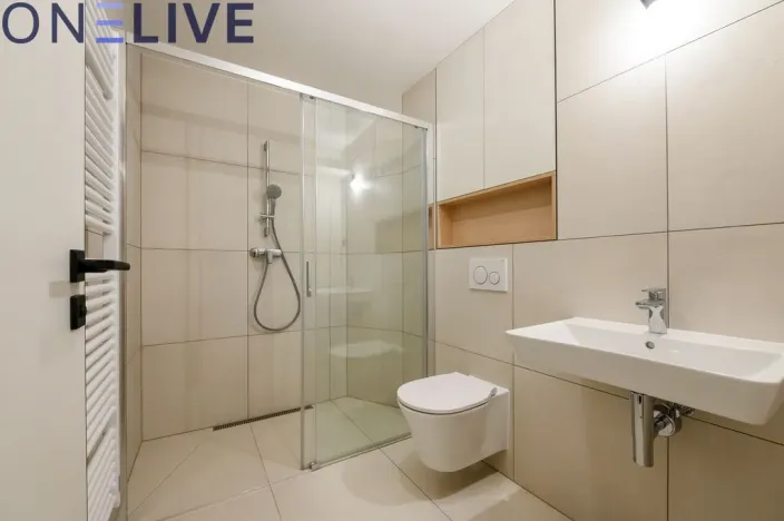 Pronájem bytu 1+kk, Praha, Krymská, 36 m2