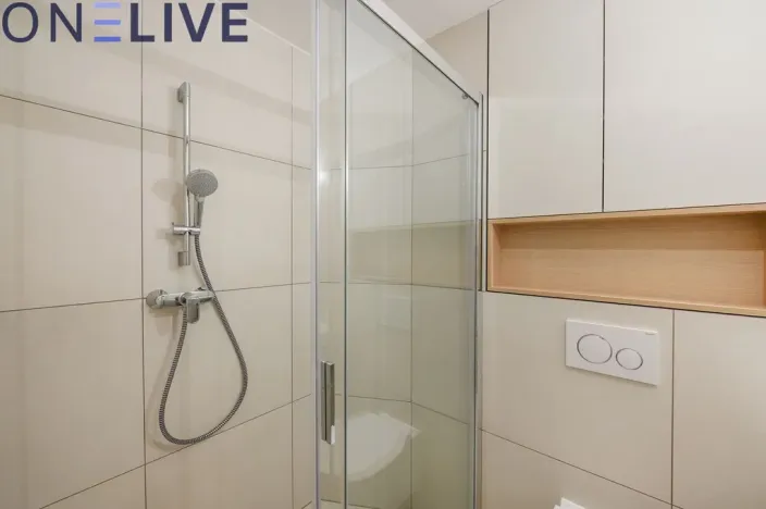 Pronájem bytu 1+kk, Praha, Krymská, 36 m2