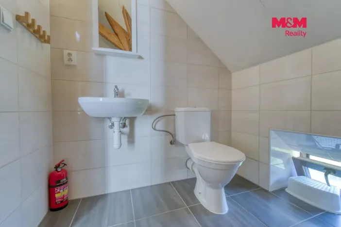 Prodej ubytování, Pňovany, 450 m2