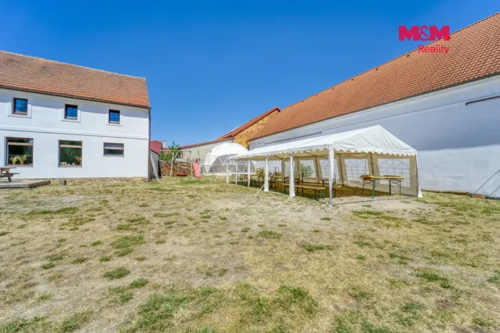 Prodej ubytování, Pňovany, 450 m2