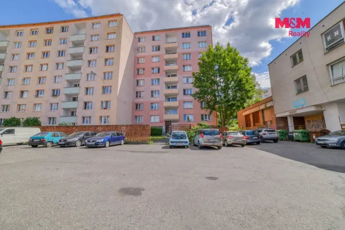 Pronájem bytu 1+1, Karlovy Vary - Rybáře, U Koupaliště, 36 m2