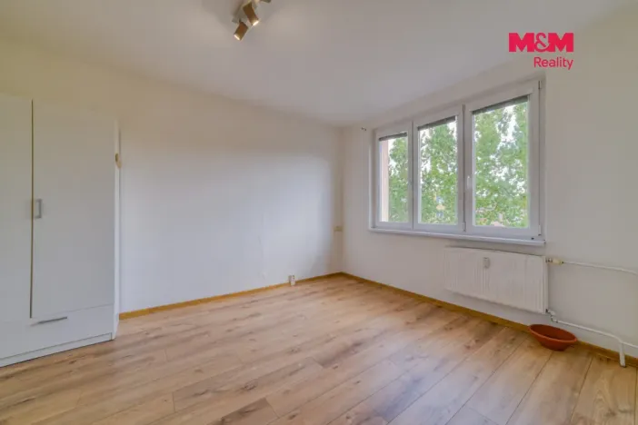 Pronájem bytu 1+1, Karlovy Vary - Rybáře, U Koupaliště, 36 m2