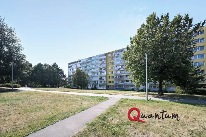 Pronájem bytu 3+1, Praha - Prosek, Veltruská, 60 m2
