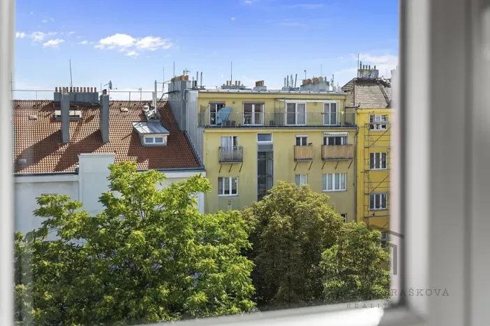 Pronájem bytu 2+kk, Praha - Nusle, U křížku, 36 m2