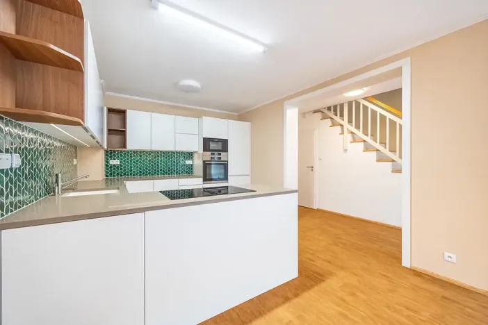 Prodej rodinného domu, Praha - Dubeč, K hádku, 180 m2