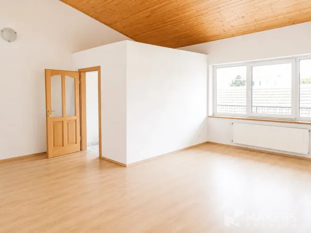 Pronájem atypického bytu, Tuchoměřice, V Kněžívce, 160 m2