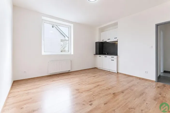 Pronájem bytu 1+kk, Praha - Břevnov, Na břevnovské pláni, 22 m2