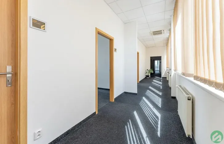 Pronájem kanceláře, Praha - Strašnice, V olšinách, 18 m2