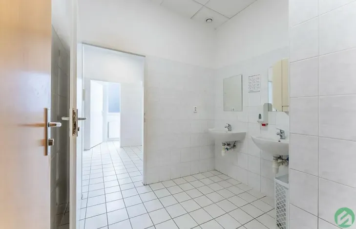 Pronájem kanceláře, Praha - Strašnice, V olšinách, 18 m2