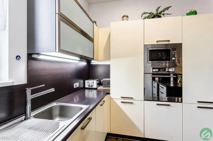 Pronájem skladu, Praha - Písnice, Putimská, 1500 m2