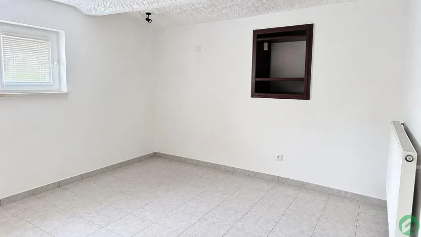 Pronájem skladu, Praha - Písnice, Putimská, 1500 m2